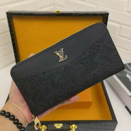 Picture of LV Wallets _SKUfw119169129fw